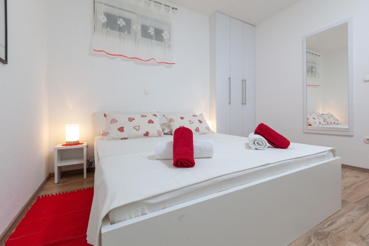 Apartments Galic Подгора Экстерьер фото