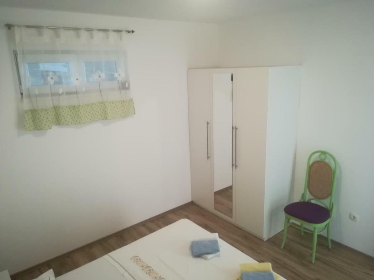 Apartments Galic Подгора Экстерьер фото